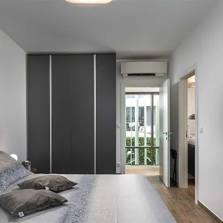 Villa Irma With Heated Pool By Aneo Travel Sveti Vid-Miholjice