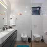 Irma With Heated Pool By Aneo Travel Willa Sveti Vid-Miholjice